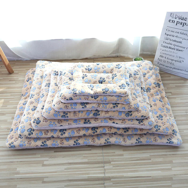 Thick Plush Cat Bed and Dog Blanket with Warm Padding