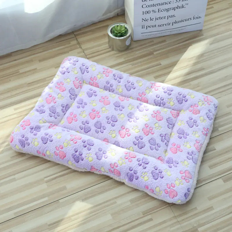 Thick Plush Cat Bed and Dog Blanket with Warm Padding
